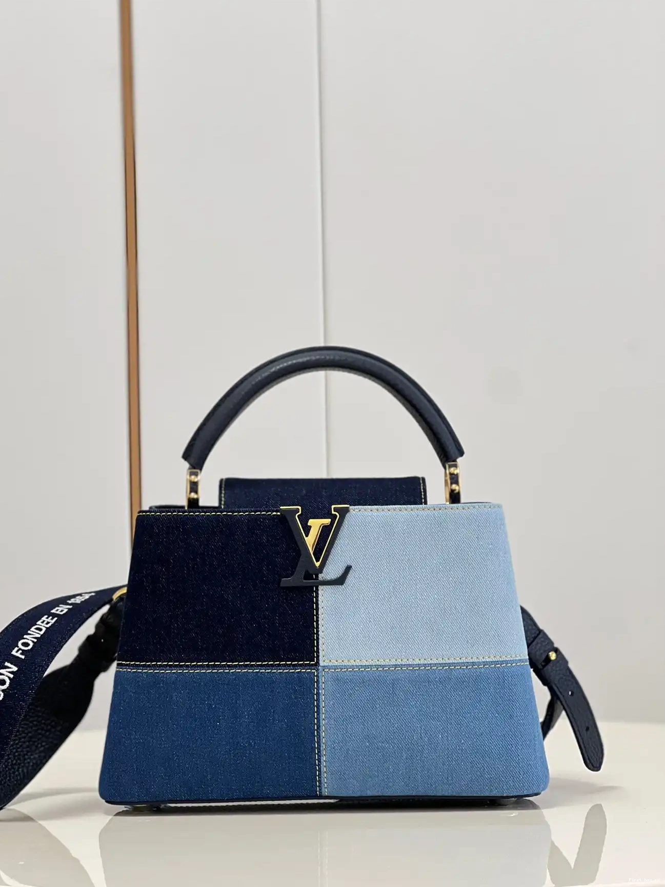 First bag ru BB VUITTON LOUIS CAPUCINES 0629